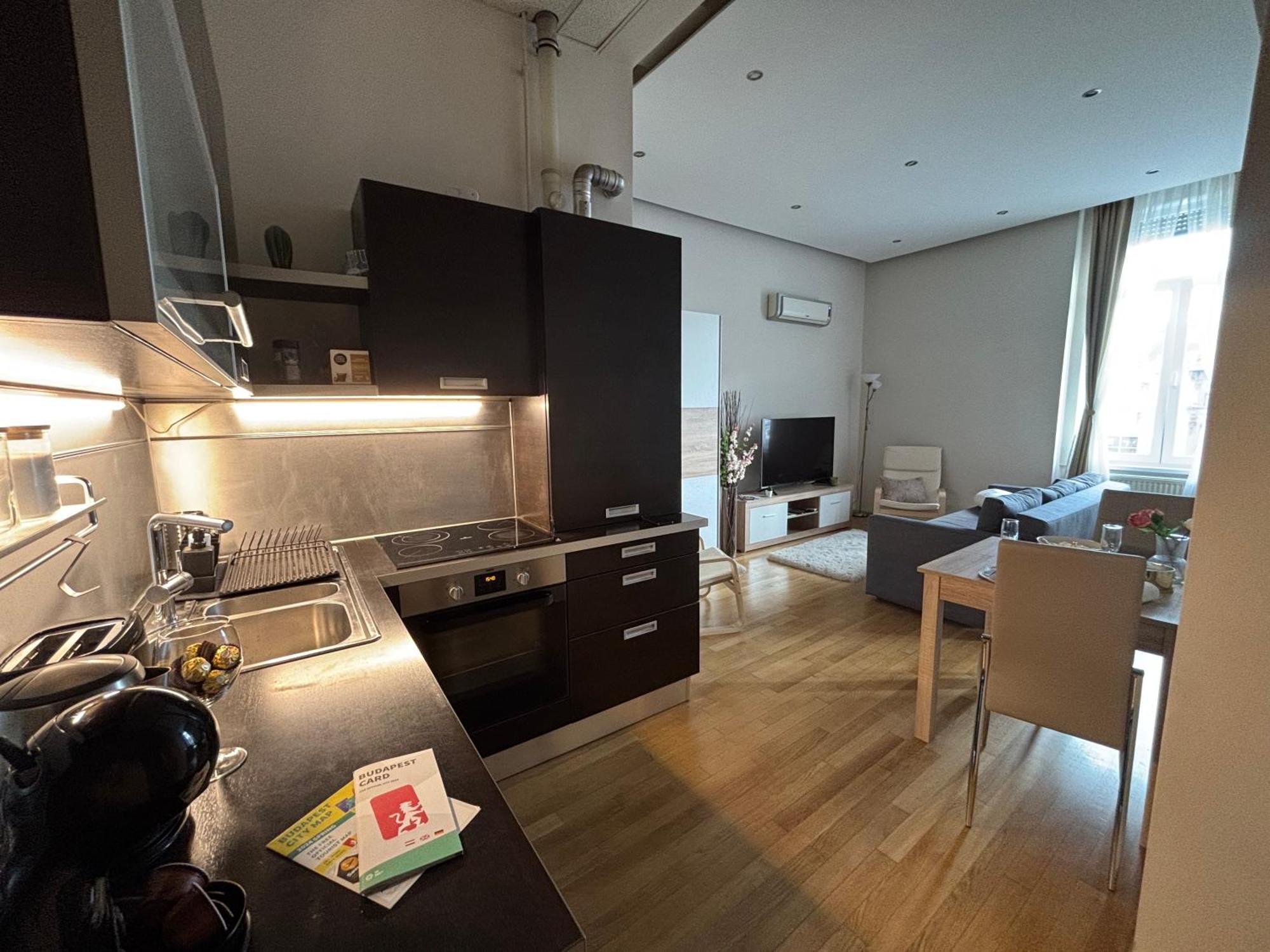 Synagogue Gozsdu Corner Apartment Budapeszt Zewnętrze zdjęcie
